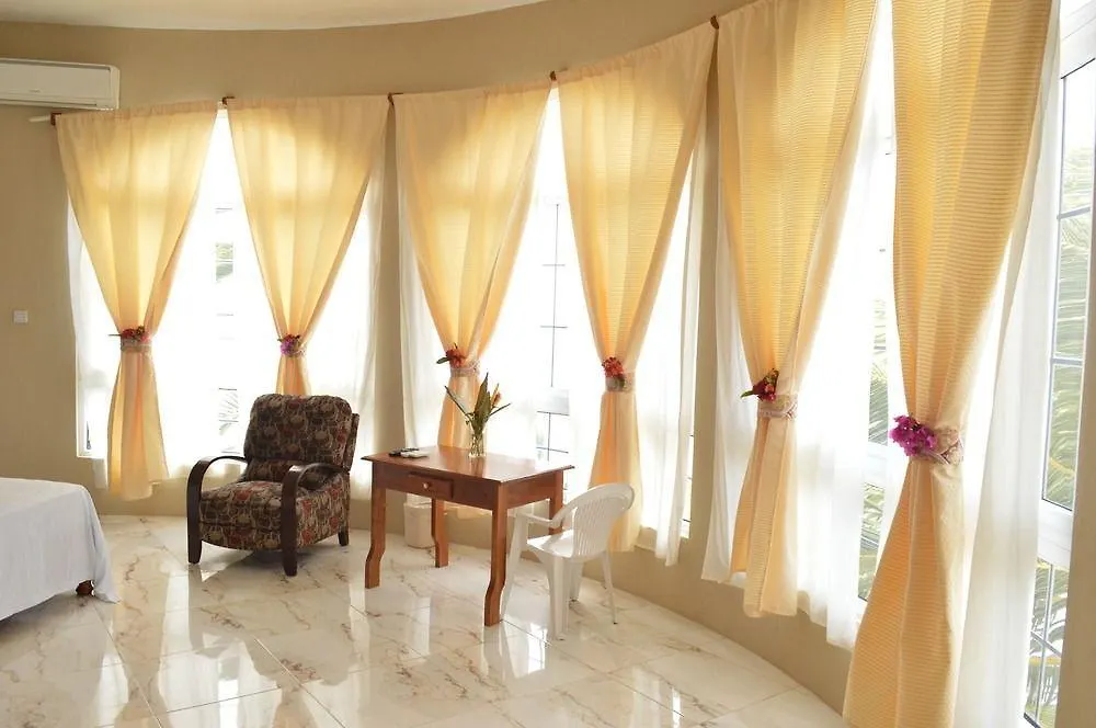 Privatunterkunft Waters Edge Guest House Montego Bay